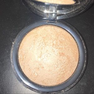 Highlighter by Mally
